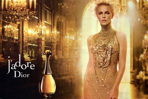 pub dior femme blonde|Publicite J'Adore L'Absolu .